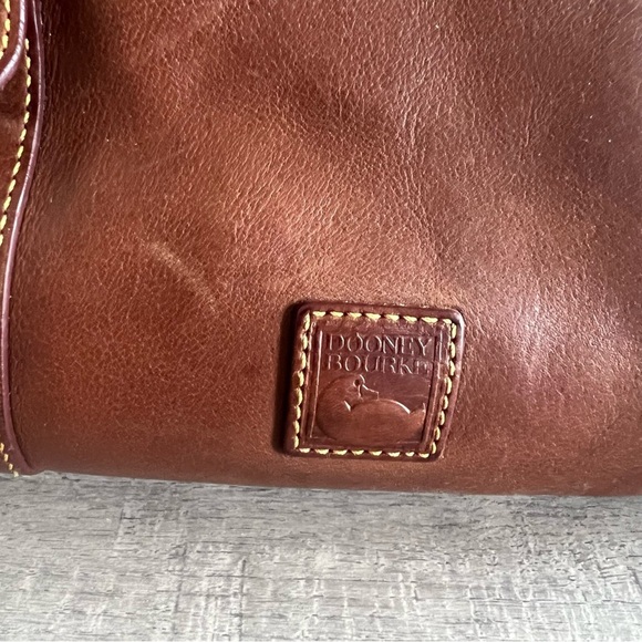 Dooney & Bourke Brown and Gold Satchel with Braided Handles Vintage - Picture 9 of 13